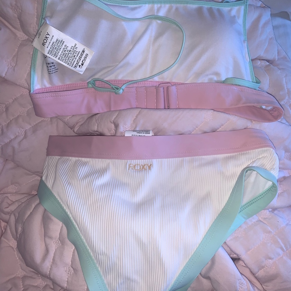 Roxy Bikini Set - image 2